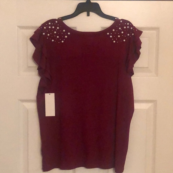 3/$25 Women’s Burgundy Rhinestone Pearl Top NWT - Picture 5 of 5
